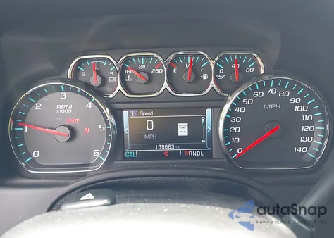 2018 Chevrolet Tahoe K1500 Premier z USA, uszkodzony, nr VIN 1GNSKCKC8JR140264